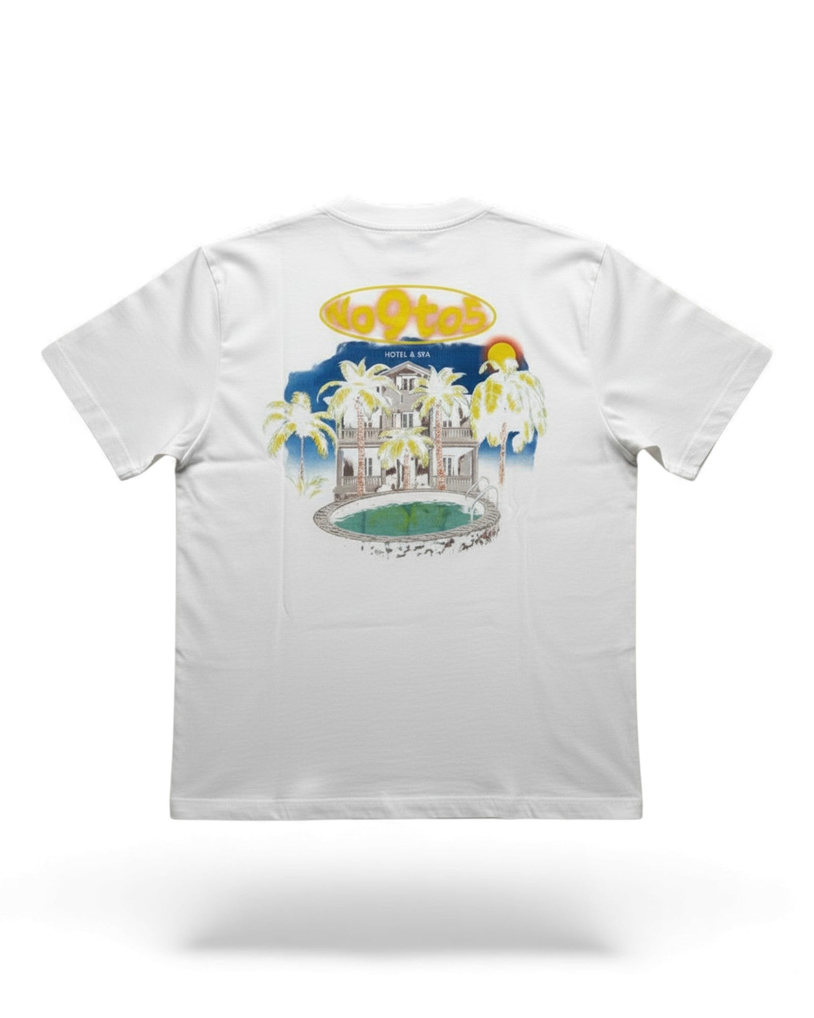 WHITE HOTEL & SPA TEE